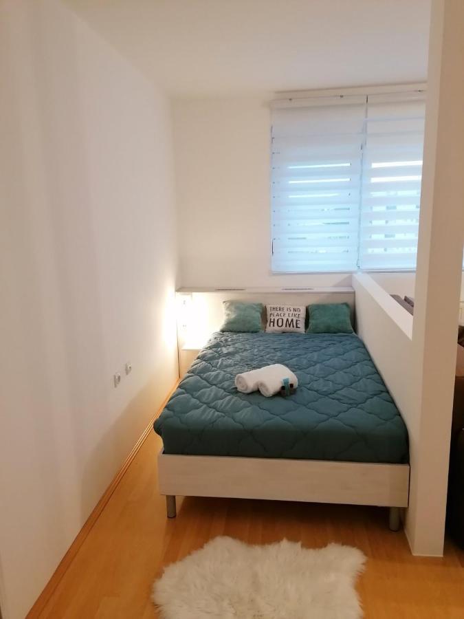 Emili Apartman Ягодина Экстерьер фото