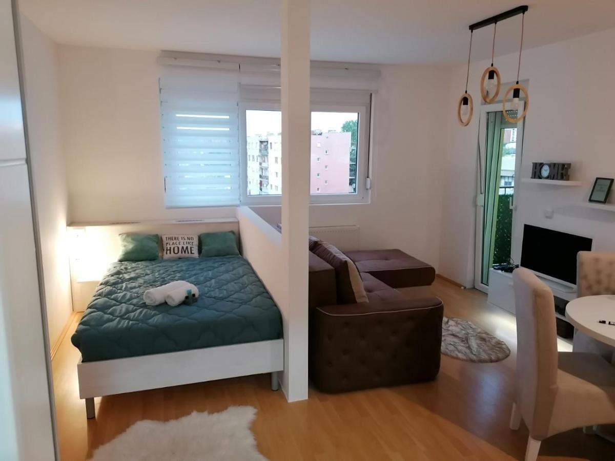 Emili Apartman Ягодина Экстерьер фото