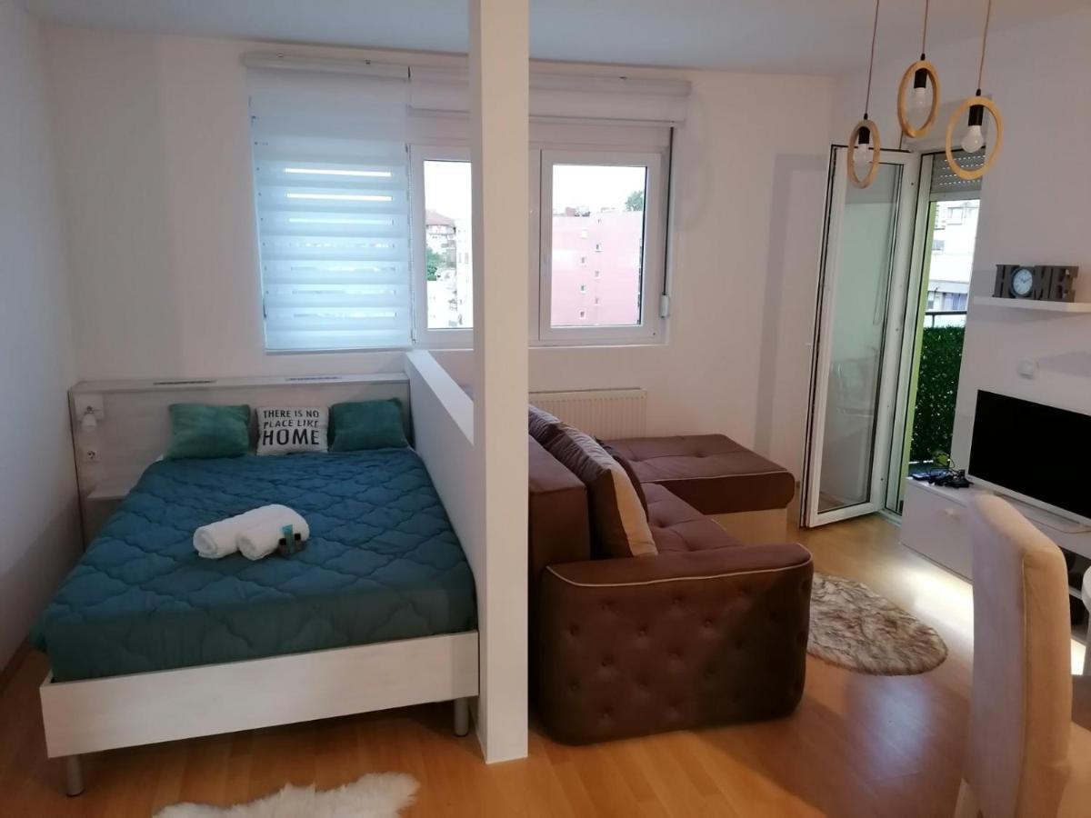 Emili Apartman Ягодина Экстерьер фото